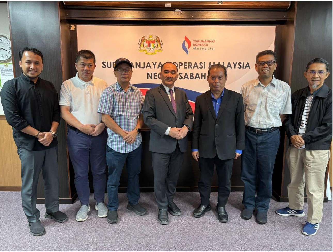 Pertemuan bersama wakil kerajaan dan SKM Sabah